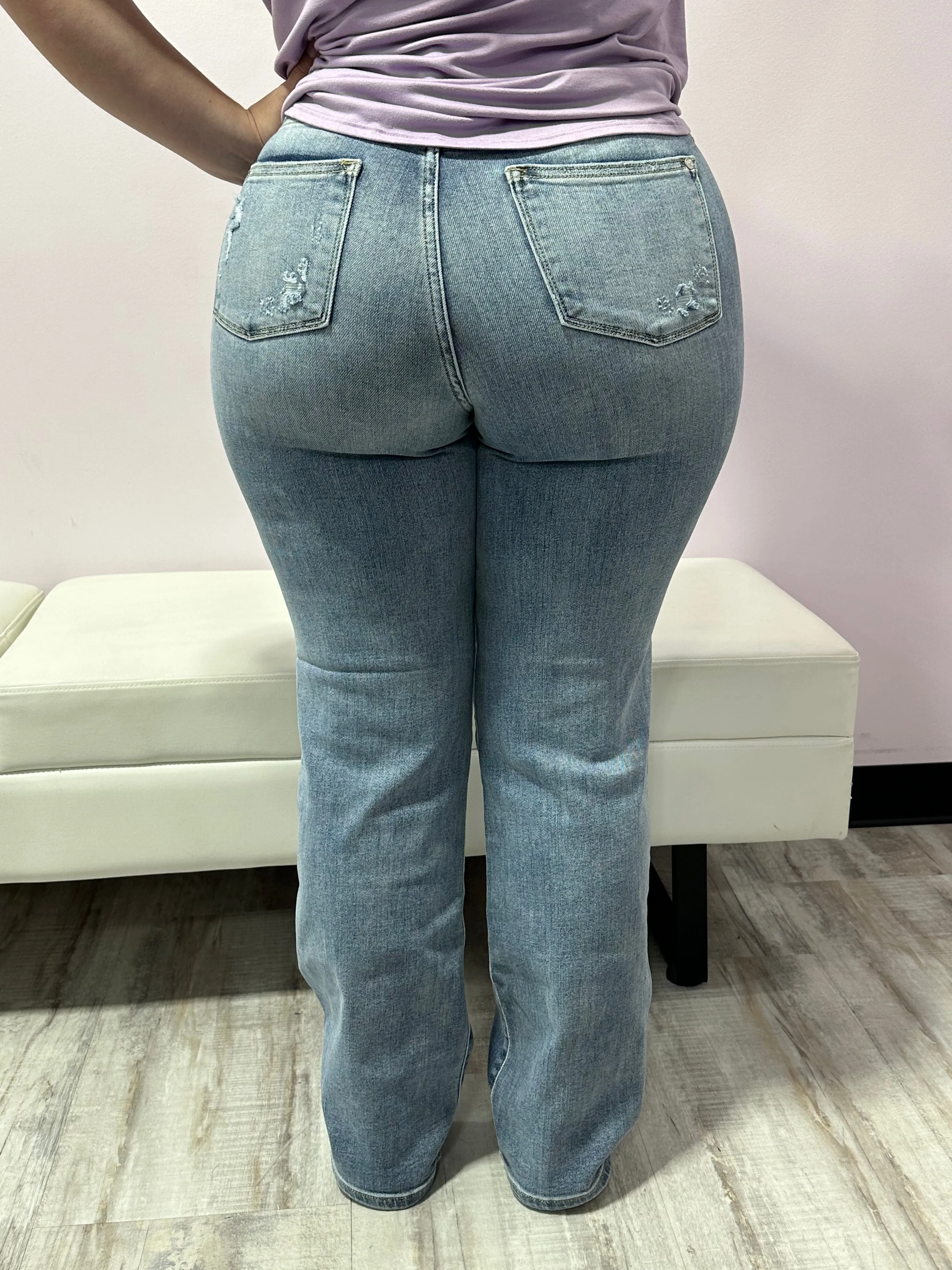 Judy Blue HW Light Wash Straight Leg