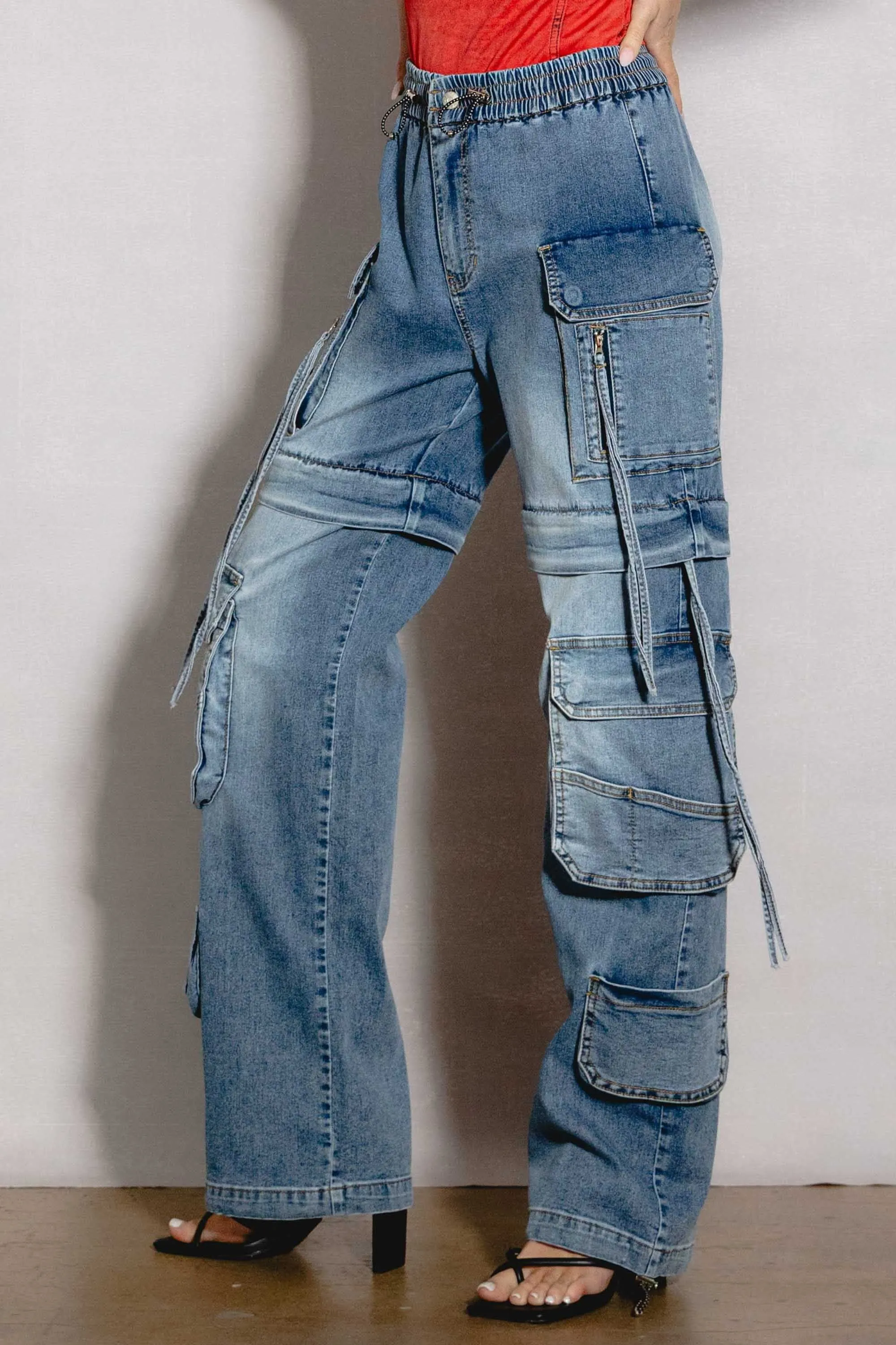Wide Leg Cargo Jeans